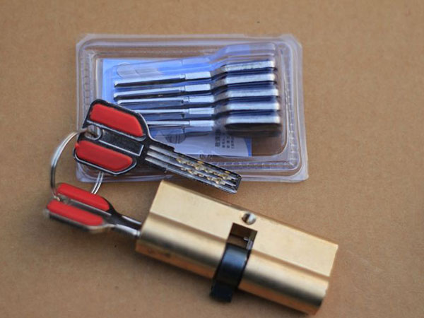 双滦24小时上门开锁公司